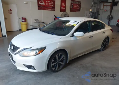 2018 Nissan Altima 2.5 Sr z USA, uszkodzony, nr VIN 1N4AL3AP4JC268032